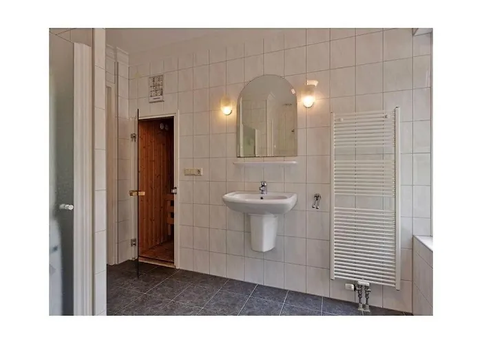 Winterswijk Modern Retreat Meddo